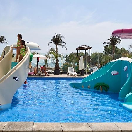 Sunrise Aparthotel Pool & Spa Mamaia Nord Năvodari Exterior foto